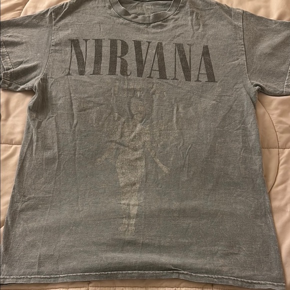 NIRVANA Vintage Gray Short Sleeve Tee - Picture 1 of 4